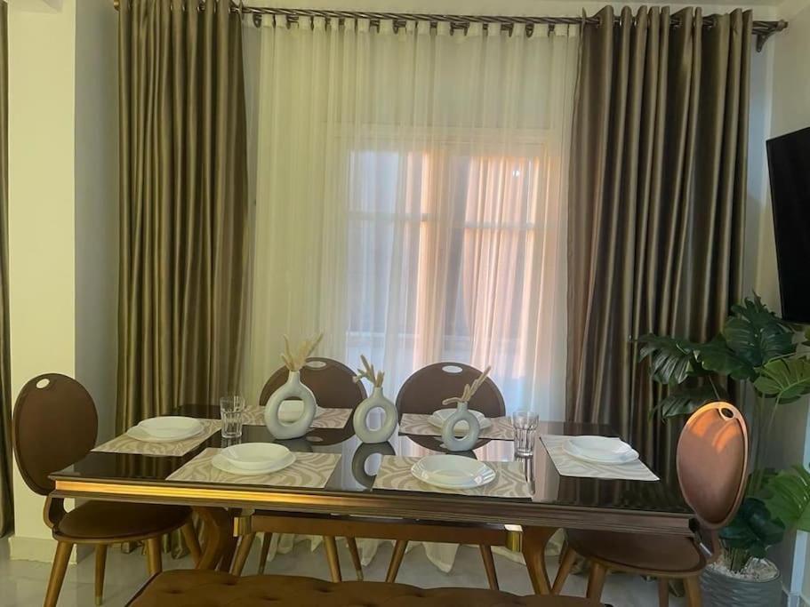 Tony House * Aswan